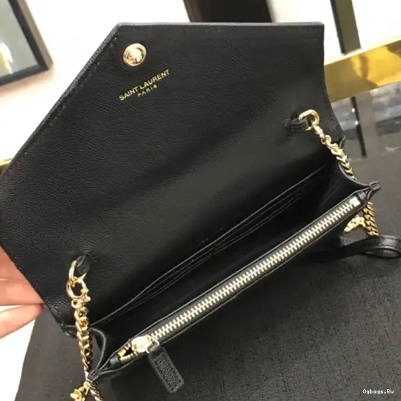 YSL CASSANDRE MATELASSÉ CHAIN WALLET 0503